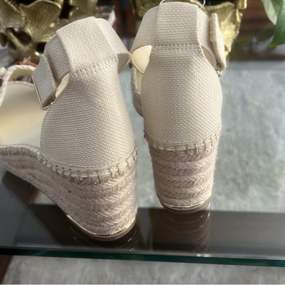 Franco Sarto Clemens Platform Wedge Sandal - Picture 9 of 11